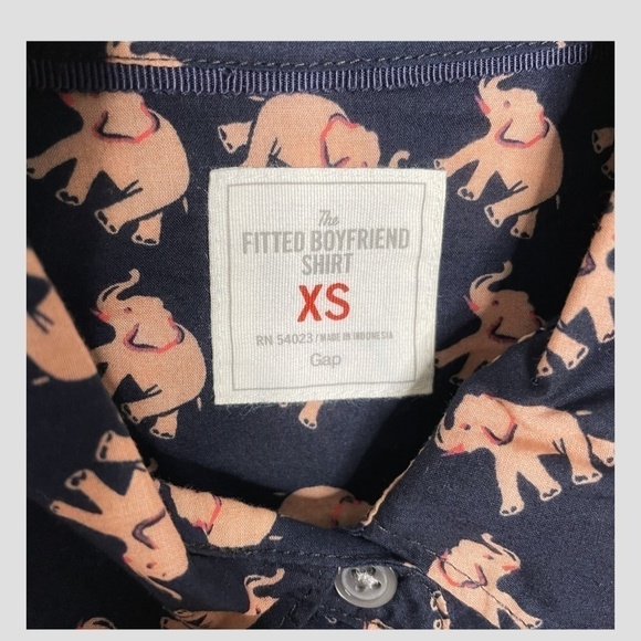 GAP Fitted Boyfriend Shirt Elephant Motif Navy 100% Cotton Popover Button Detail - Picture 8 of 9